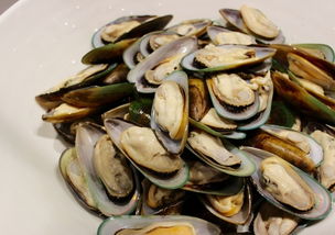 海鮮自助配海景，生蠔無限量暢享，出示此文立減19刀還贈飲品